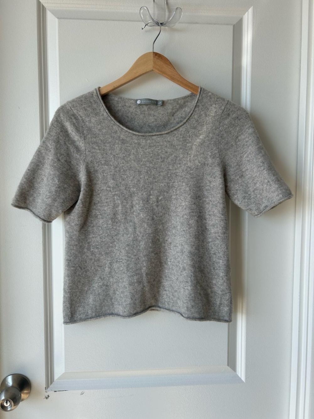 In Cashmere Cropped Cashmere Sweater Sz L